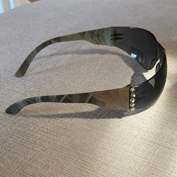 Sunglasses Camo Frame with Gray Lens with light gray Swarovski Crystal Accents - Picture 9 of 15